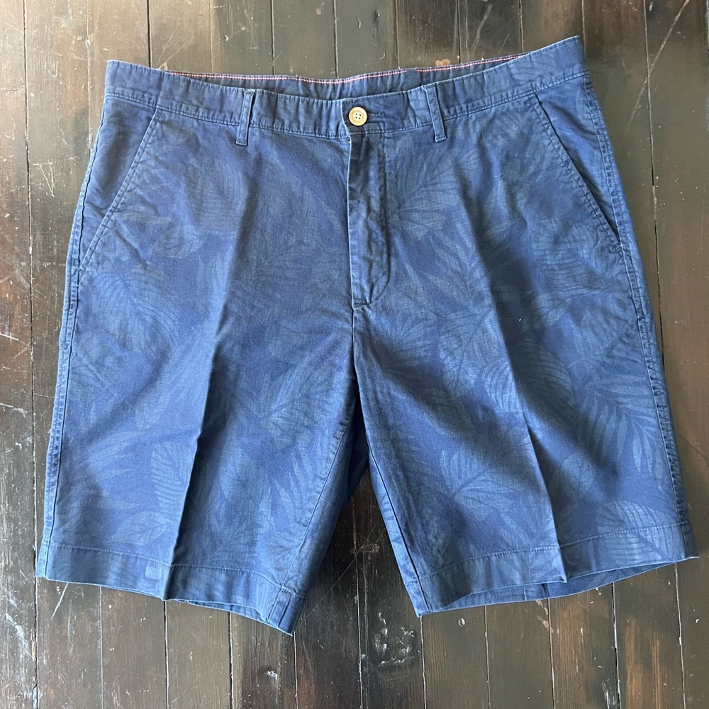 Caribbean Men’s Navy Blue Floral Print Shorts